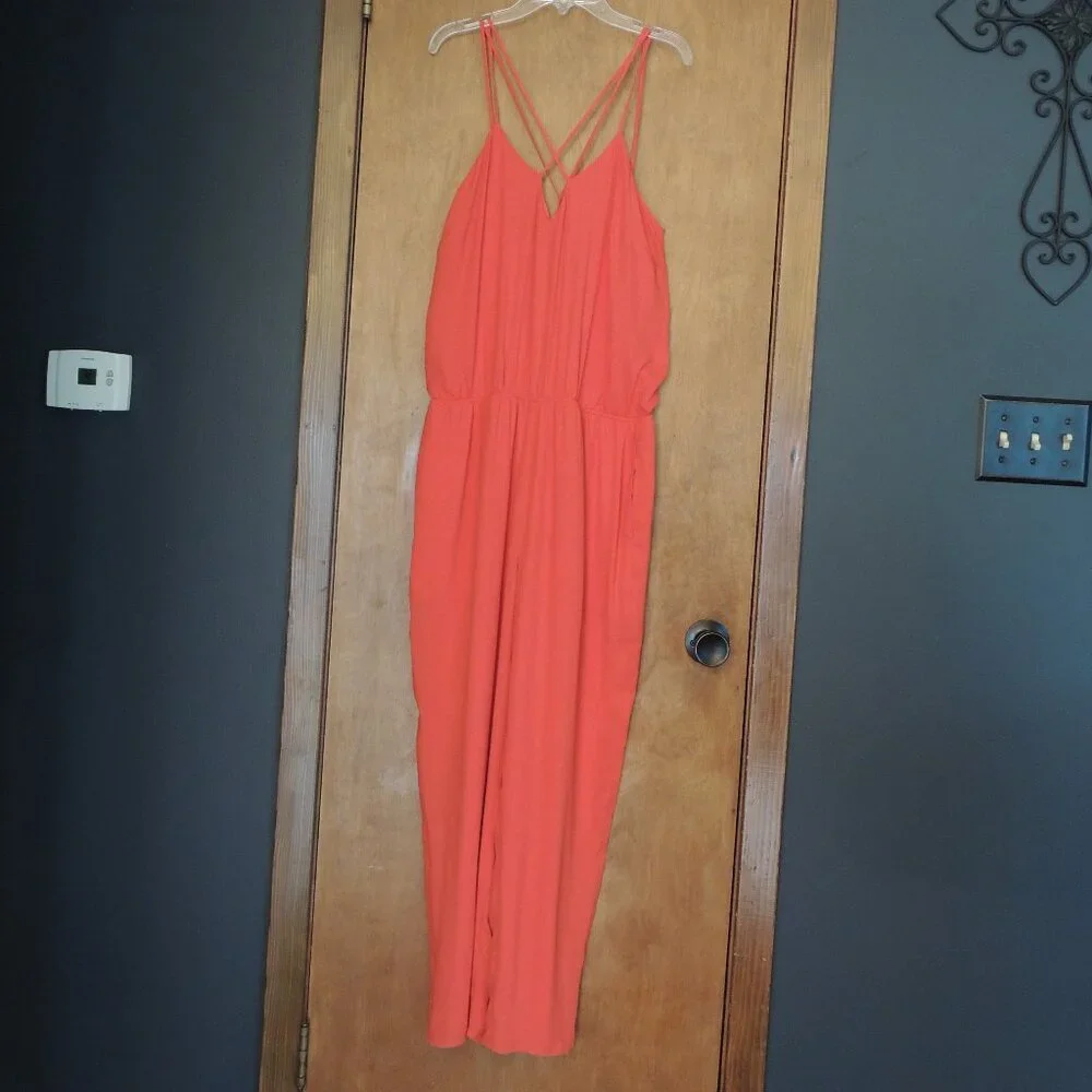 Express Coral Strappy Back Sleeveless Jumpsuit Size M - Picture 2 of 7